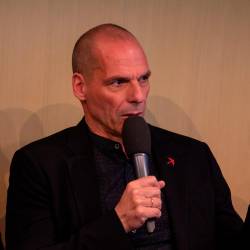 Janis Varufakis je s svojo novo stranko MeRA25 doživel več volilnih neuspehov (Kosinsky/Wikimedia Commons)
