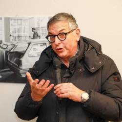 Prodoren opazovalec, vesten kronist