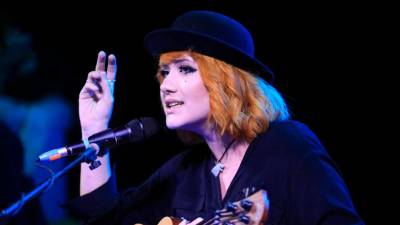 Goriške pevka Tish (BUMBACA)