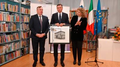 Predsednik Republike Slovenije Borut Pahor s predsednikoma SKGZ in SSO Ksenijo Dobrilo in Walterjem Bandljem (FOTODAMJ@N)