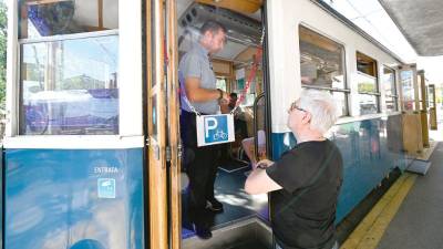 Del tramvaja je namenjen izključno prevozu koles (FOTODAM@N)
