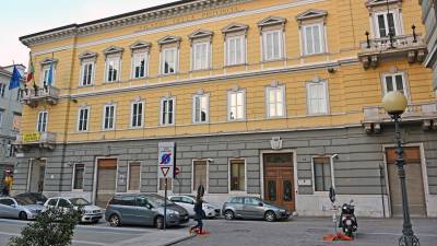 Palača Galatti, zgodovinski sedež Pokrajine Trst