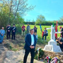 Na odkritju spomenika Dušanu Bordonu je govoril tudi predsednik ZZB Slovenije Marijan Križman (JANI ALIČ)