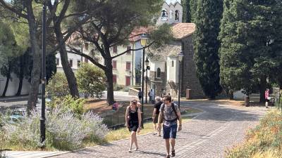 Veliko turistov svoj obisk začne z ogledom goriškega gradu (FOTO E.S.)