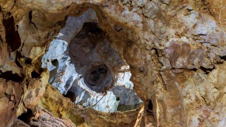 V Golokratni jami našli človeško truplo
