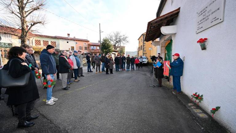 Poklonili so se šestim vaščanom