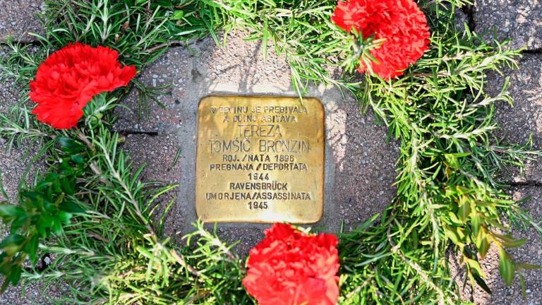 Poklonili so se šestim vaščanom