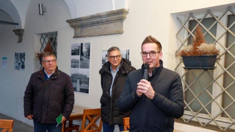 Prodoren opazovalec, vesten kronist