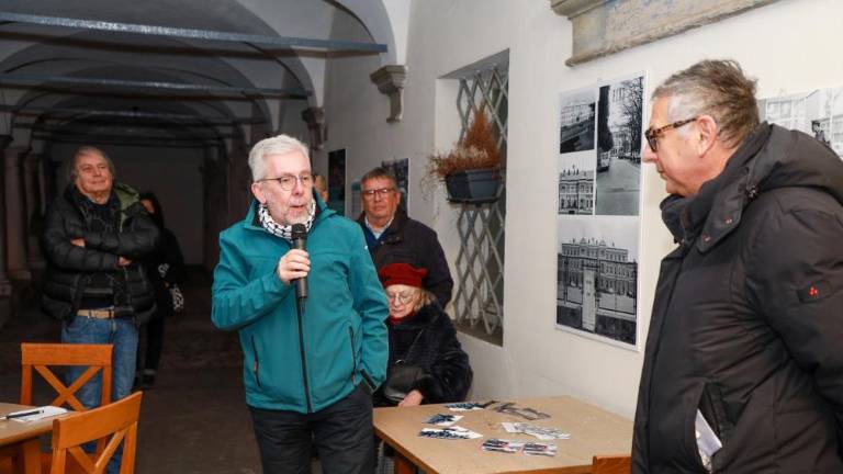 Prodoren opazovalec, vesten kronist