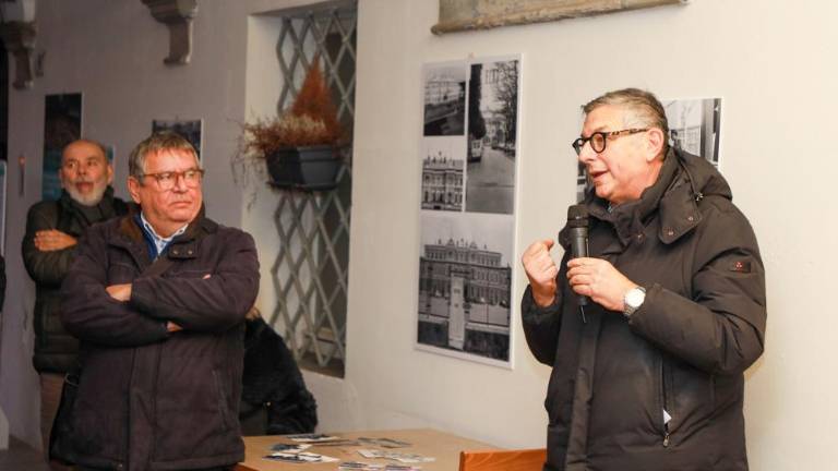 Prodoren opazovalec, vesten kronist