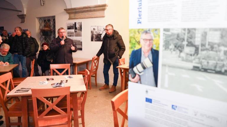 Prodoren opazovalec, vesten kronist