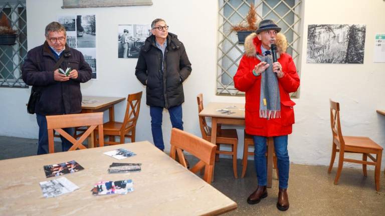 Prodoren opazovalec, vesten kronist