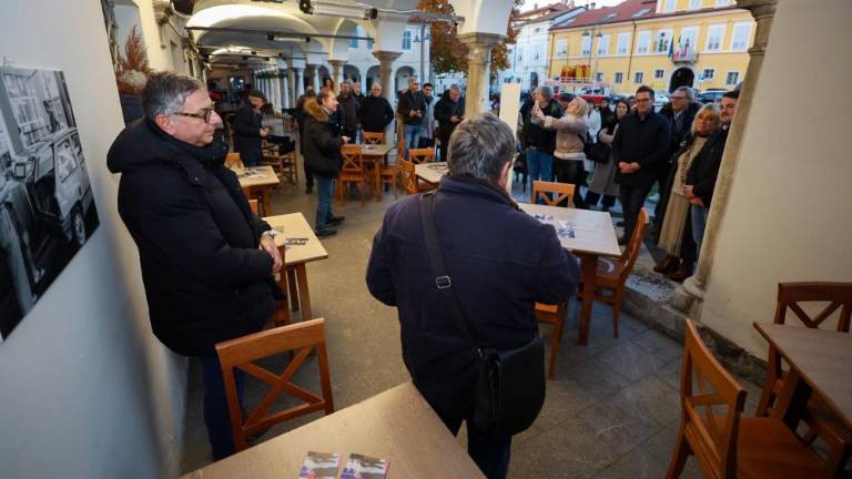 Prodoren opazovalec, vesten kronist