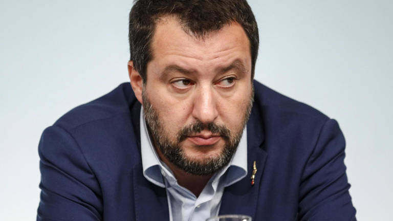 Salvini tvitnil: v trža&scaron;ki preiskavi 17 aretacij
