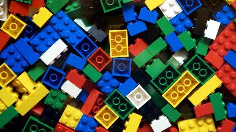 Lego z manj&scaron;im dobičkom