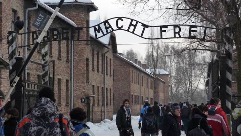 V Auschwitzu kradla opeko krematorija