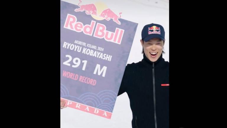 Ryoyu Kobayashi po rekordnem podvigu (RED BULL)