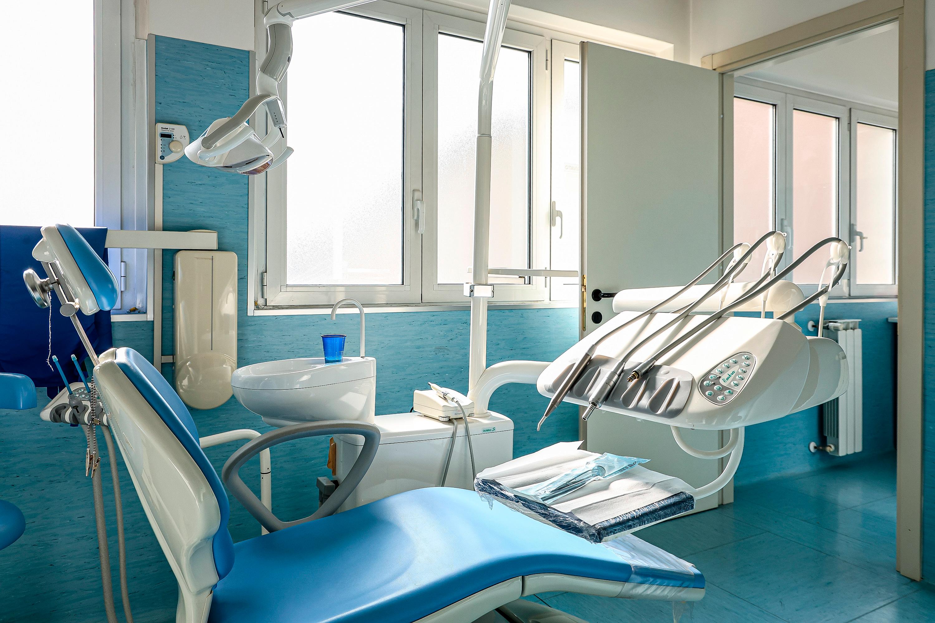 Zobozdravniška ambulanta za ljudi v socialni in finančni stiski