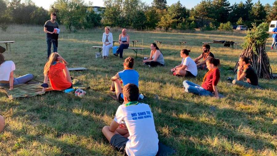 $!Tabornicam in tabornikom je predaval zgodovinar Štefan Čok