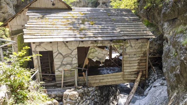 Zbirajo sredstva za obnovo bolnice Franja