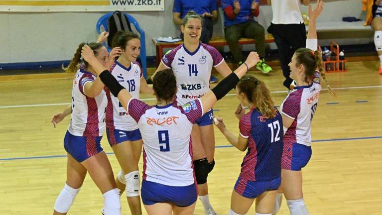 Odbojkarska sobota: SloVolley sam na vrhu, podvig Soče, nova zmaga Zaleta