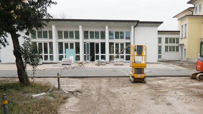 Čakajo na zadnje novorojenčke, z letom 2024 odpirajo Dom žensk