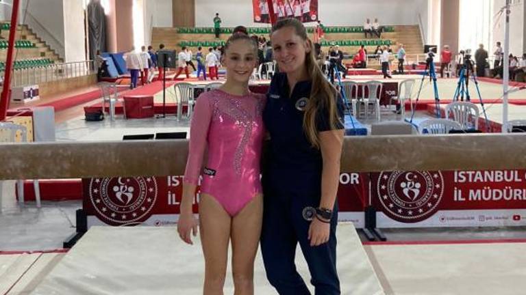 Tea Ugrin pri Artistici '81 trenerka že s prvo mednarodno izkušnjo