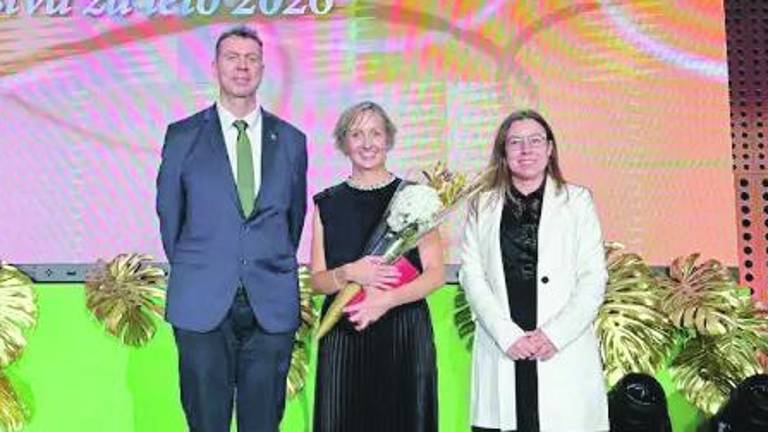 Tržačanki Maji Mezgec nagrada za izjemne dosežke na področju šolstva manjšin