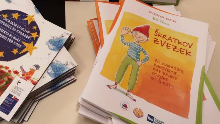 »Radijski« Škratek odslej tudi v delovnem zvezku