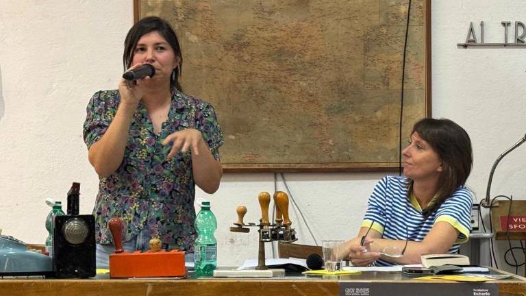 Navzoče je popeljala na mejo med Evropo in Azijo