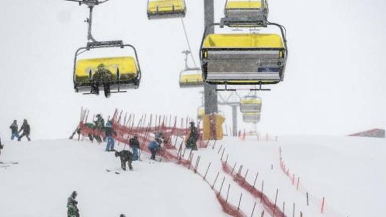 Do 31. januarja manj smučarskih tekem in brez najmlajših