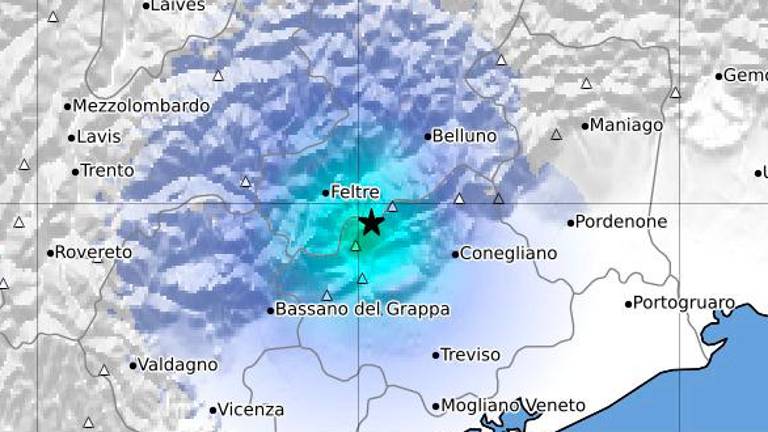 Tla so se ponoči šestkrat stresla v Venetu