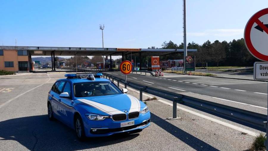 Stanje na mejnem prehodu pri Fernetičih danes ob 10.30 (FOTODAMJ@N)