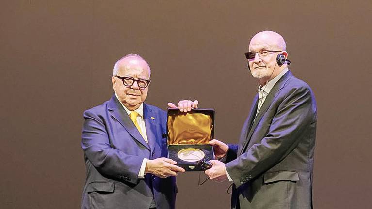 Salman Rushdie je prvi pordenonski Ambasador svobode
