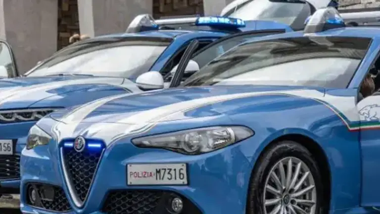 Iz trgovine odnesla parfume v vrednosti 4500 evrov