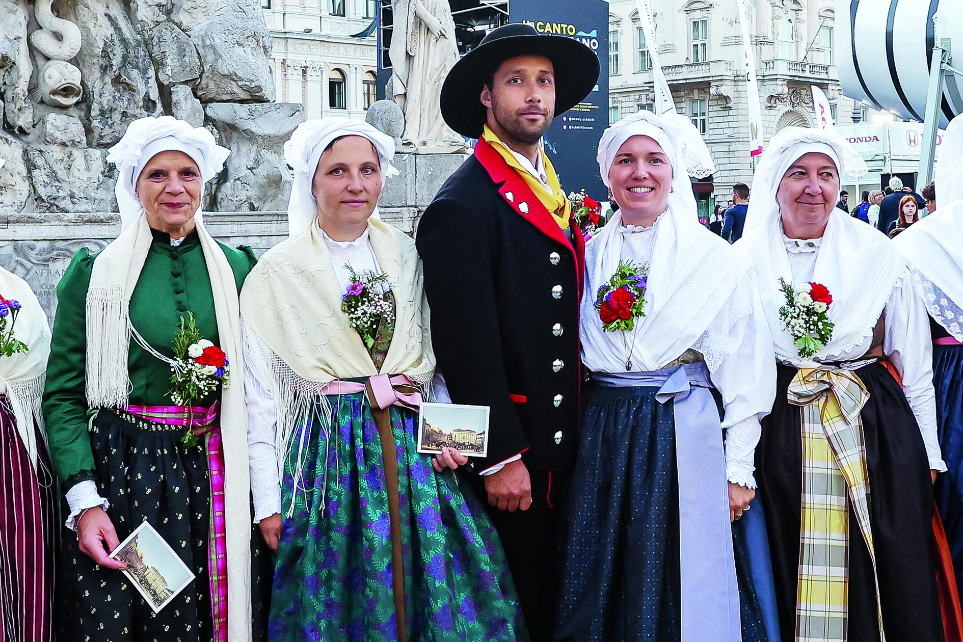 Narodne noše bodo spet obiskale Barcolano