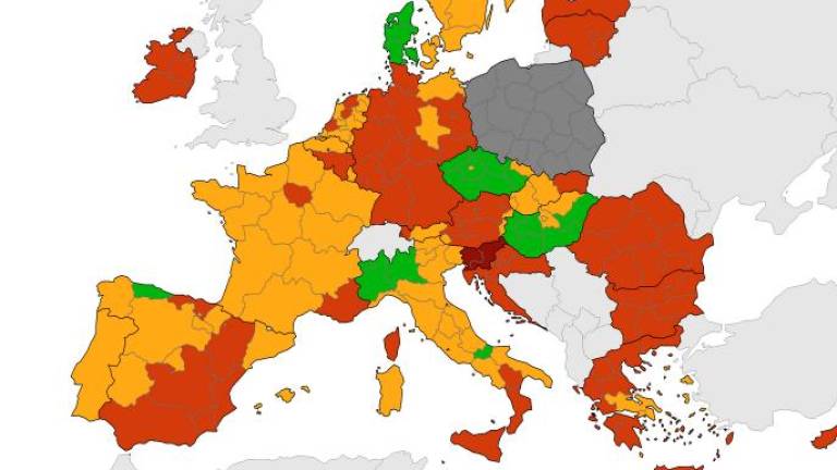 Epidemiološko stanje v Sloveniji najslabše v EU