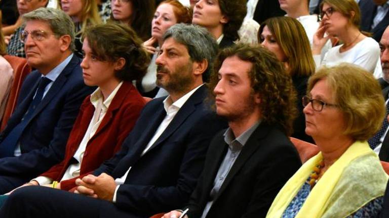 »Rdeči« pripadnik Gibanja 5 zvezd je diplomiral v Trstu