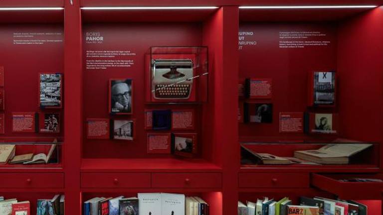 Med Svevom, Joyceom in Sabo tudi slovenski avtorji