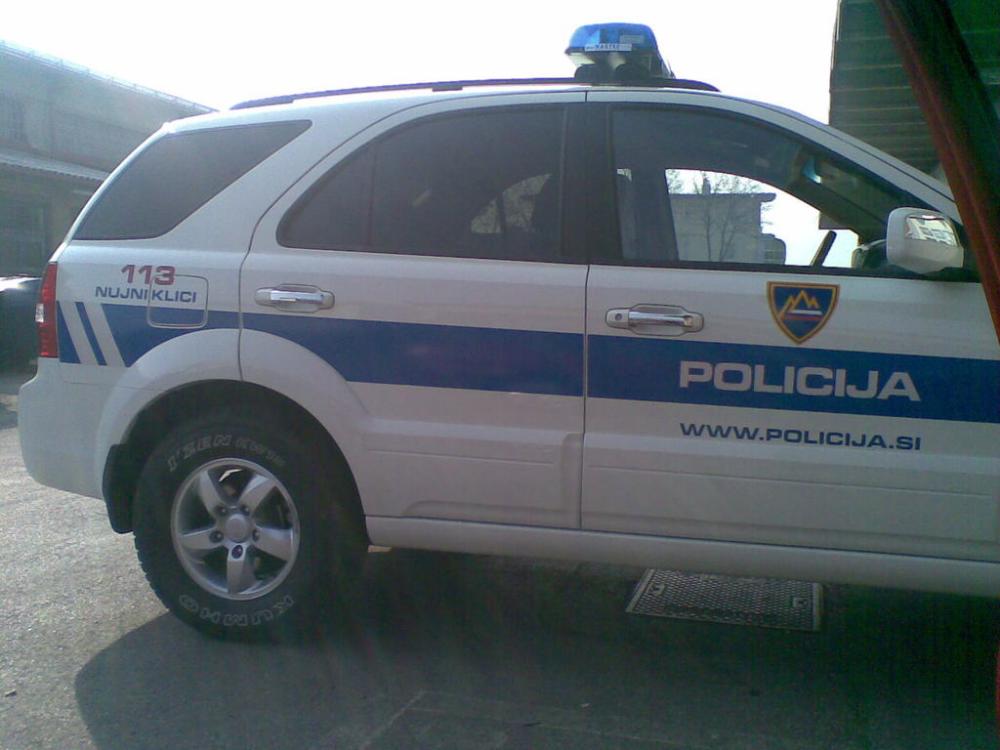 Oglobili četverico Tržačanov, ki so »driftali« v Lipici