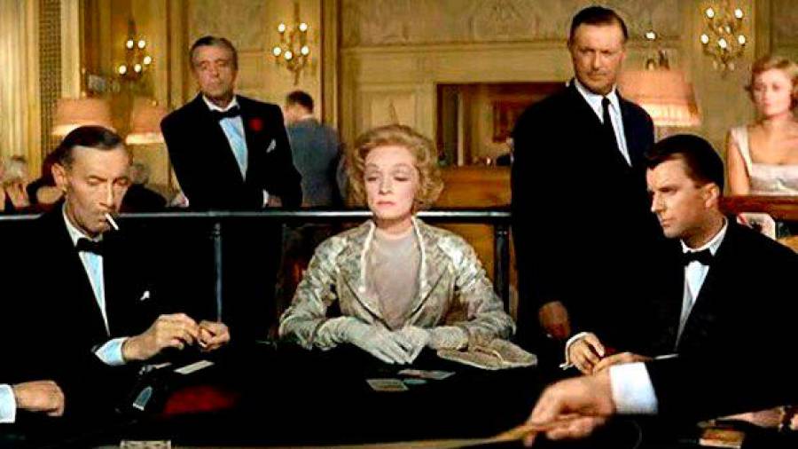 Z desne Peter Florjančič sede ob Marlene Dietrich