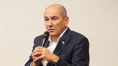 Janez Janša (ARHIV)
