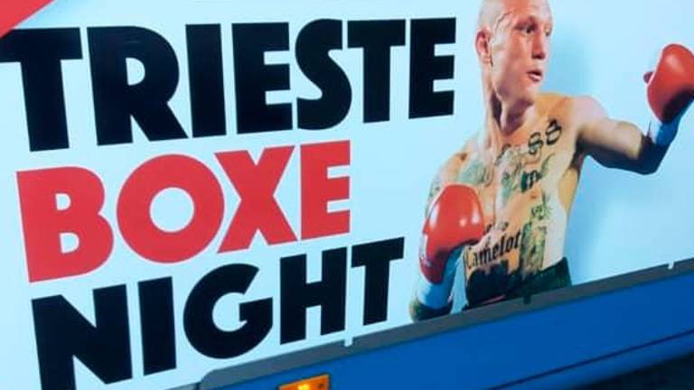 Boksar z nacističnimi tetovažami