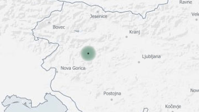 Tla so se rahlo stresla pri Cerknem