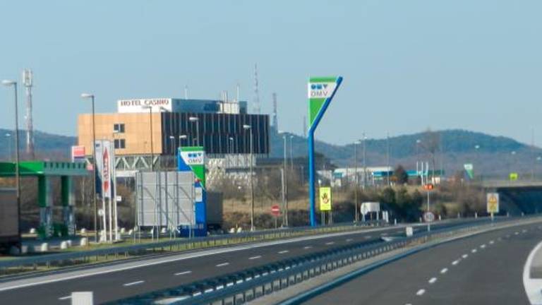 Grozil zaposlenim na bencinskem servisu