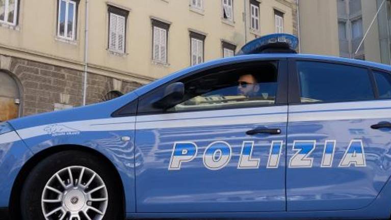 Policija prestregla tatove v Rojanu