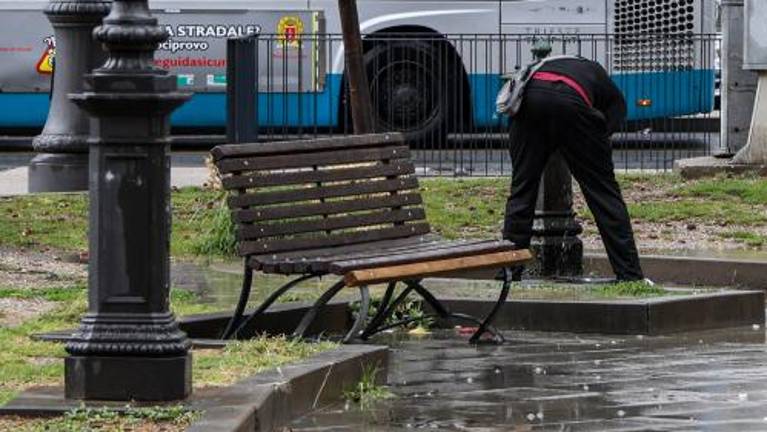 Iz pitnika na »Trgu Sveta« spet teče voda