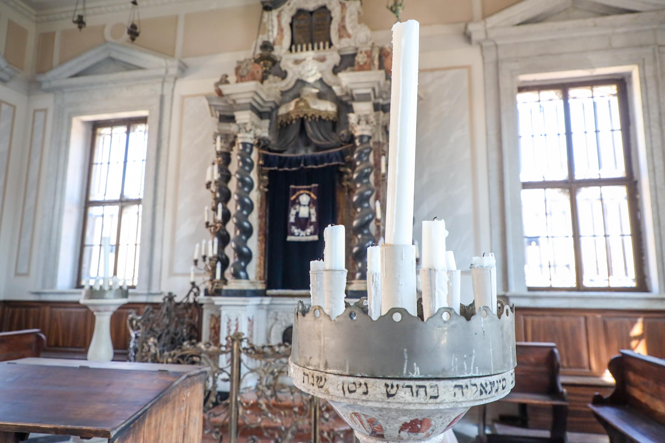 Goriška sinagoga ima upravitelja do septembra