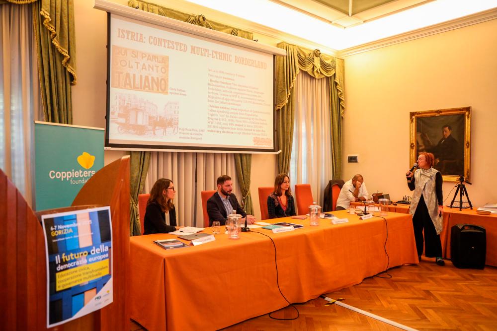 Sprejeti resnico, ki je morda različna od naše