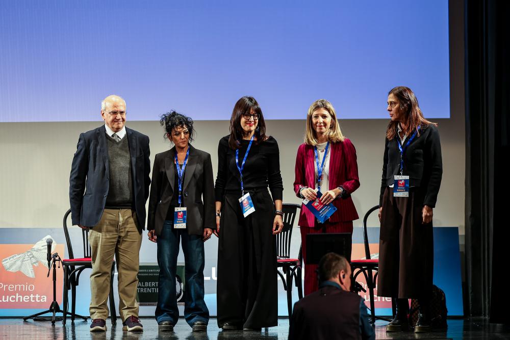 O nasilju in smrti na balkanski poti